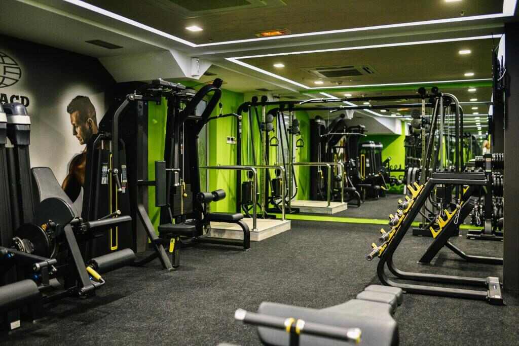 Hotel gym with cardio and resistance equipment